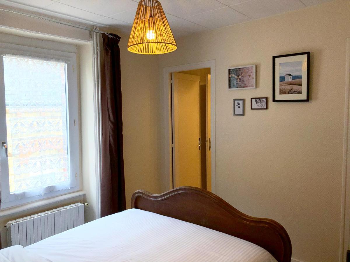 ホテル Le Relais Montois ポントルソン エクステリア 写真