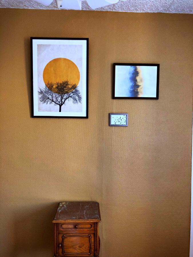 ホテル Le Relais Montois ポントルソン エクステリア 写真